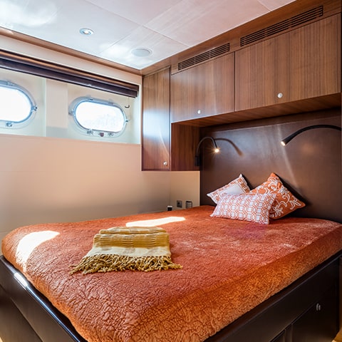 fdc-yachts-refit-project-alumercia-motor-yacht-image04