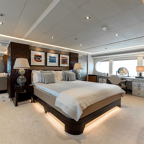 fdc-yachts-refit-project-atina-motor-yacht-image03