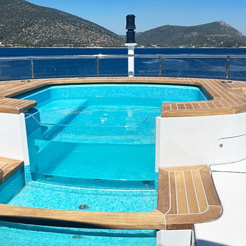 fdc-yachts-refit-project-atina-motor-yacht-image10